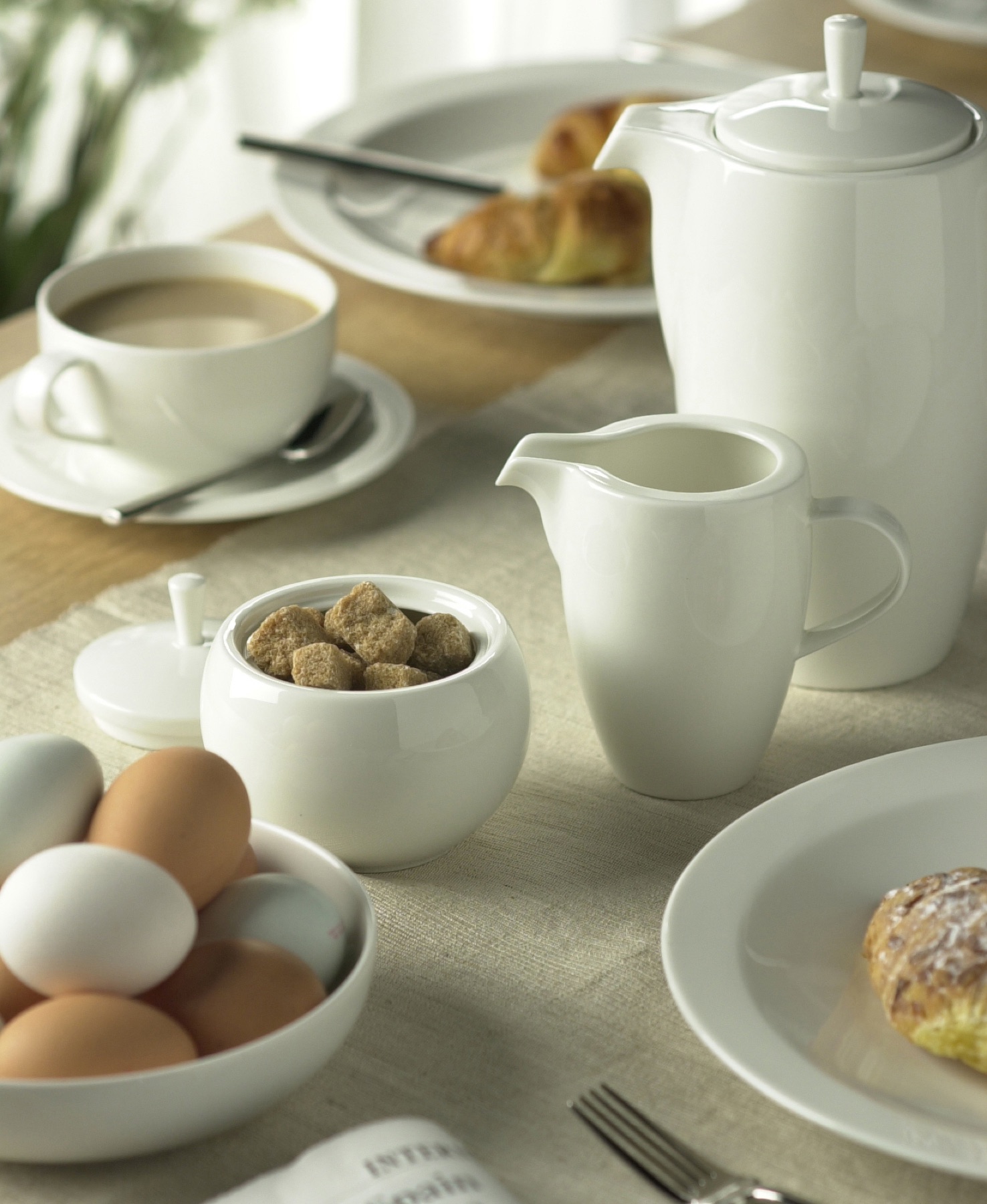 Miravell tableware